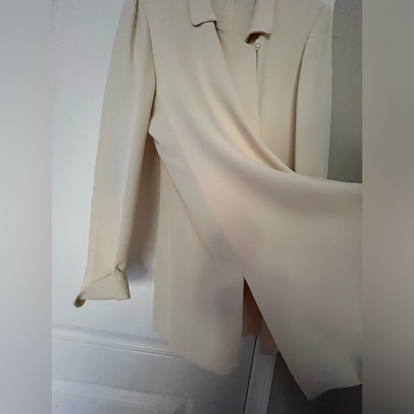 JONES NEW YORK Women's Skirt Blouse Suit 2 Piece Set Classic Minimalist Neutral - Picture 3 of 14